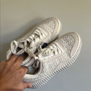 Universal thread Stylish Cream platform Sneakers